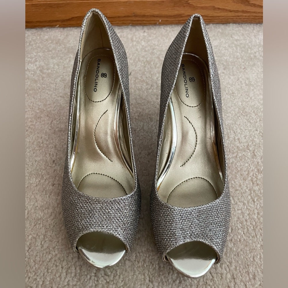 Bandolino Silver Glitter Peep-Toe Heels